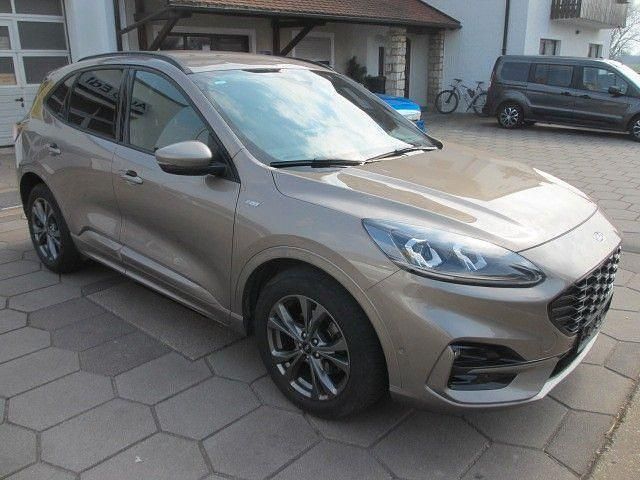Gebraucht Ford Kuga ST-Line X 150 PS (110 kW) 2020 Pyritsilber metallic SUV