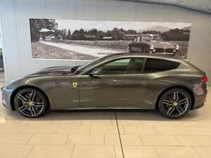 Gebraucht Ferrari FF 660 PS (485 kW) 2012 Grigio silverstone 740 Kombi