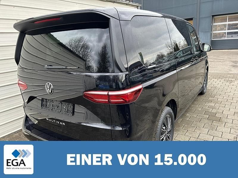 Neu VW Multivan 150 PS (110 kW) 2026 Metallic Van