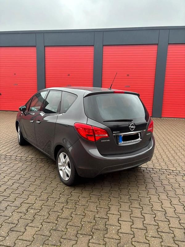 Gebraucht Opel Meriva 120 PS (88 kW) 2010 Grau Van / Kleinbus