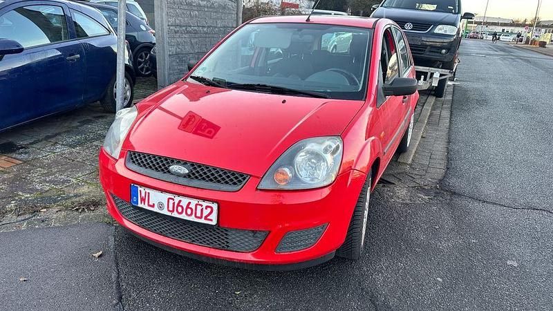 Rot Gebraucht 2006 Ford Fiesta Trend Limousine | 1.500 € (Guter Preis) - Bild 1/4