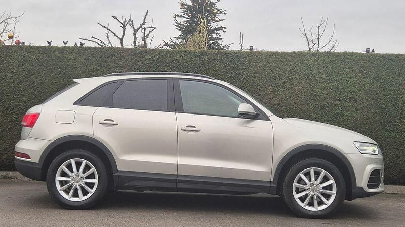 Gebraucht Audi Q3 Comfort 150 PS (110 kW) 2017 Grau SUV