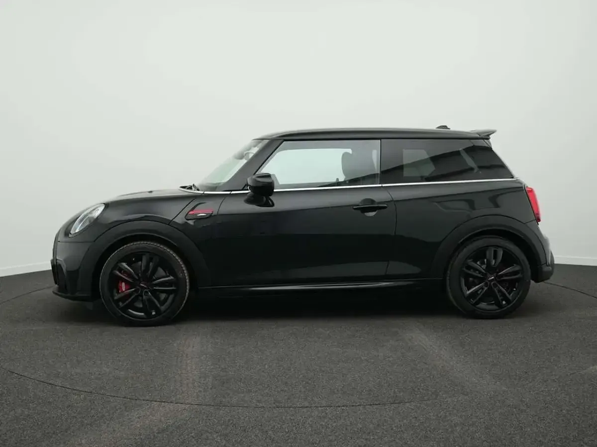Gebraucht Mini John Cooper Works 231 PS (169 kW) 2024 Grün Kleinwagen