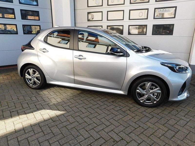 Gebraucht Mazda 2 Exclusive-Line 116 PS (85 kW) 2025 Stormy silver Kleinwagen