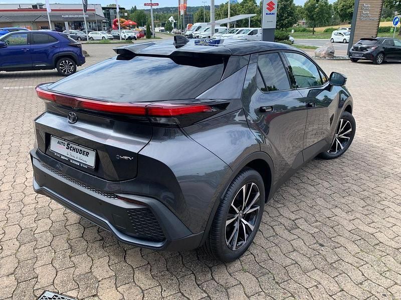 Neu Toyota C-HR 196 PS (144 kW) 2025 Grau SUV