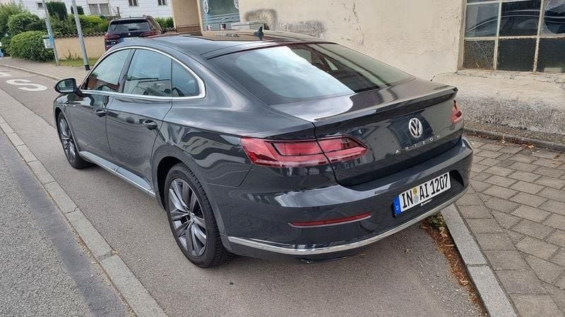 Grau Gebraucht 2019 VW Arteon Elegance Limousine | 22.300 € (Fairer Preis) - Bild 1/4