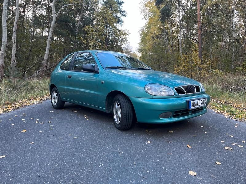 Grün Gebraucht 2000 Chevrolet Lanos Kleinwagen | 1.800 € - Bild 1/4