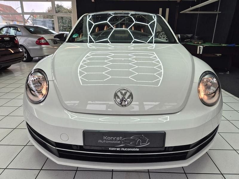 Gebraucht VW Beetle Design 160 PS (117 kW) 2013 Weiß Kleinwagen