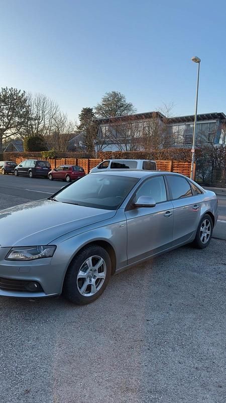 Gebraucht Audi A4 Ambiente 160 PS (117 kW) 2008 Grau Limousine