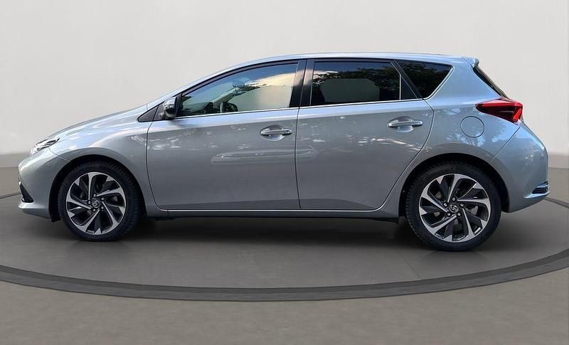 Gebraucht Toyota Auris Comfort 116 PS (85 kW) 2015 Grau Limousine