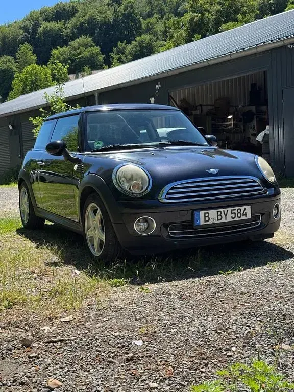 Gebraucht Mini Cooper 95 PS (69 kW) 2007 Schwarz Kleinwagen