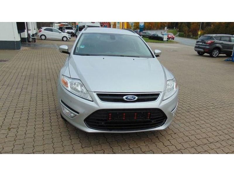 Gebraucht Ford Mondeo Trend 120 PS (88 kW) 2013 Silber Kombi