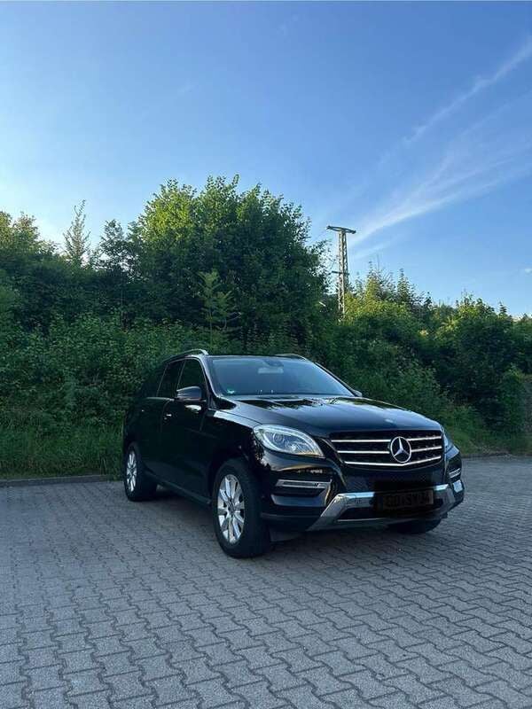 Gebraucht 2015 Mercedes ML350 SUV | 29.000 € (Teuer) - Bild 1/4