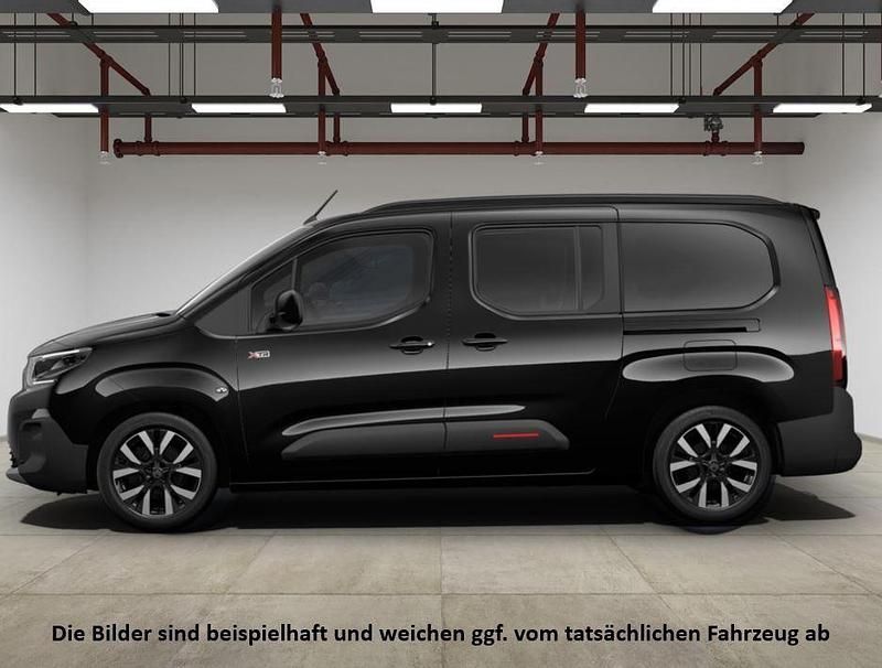Neu Citroën Berlingo XTR 131 PS (96 kW) 2026 Blau Van / Kleinbus