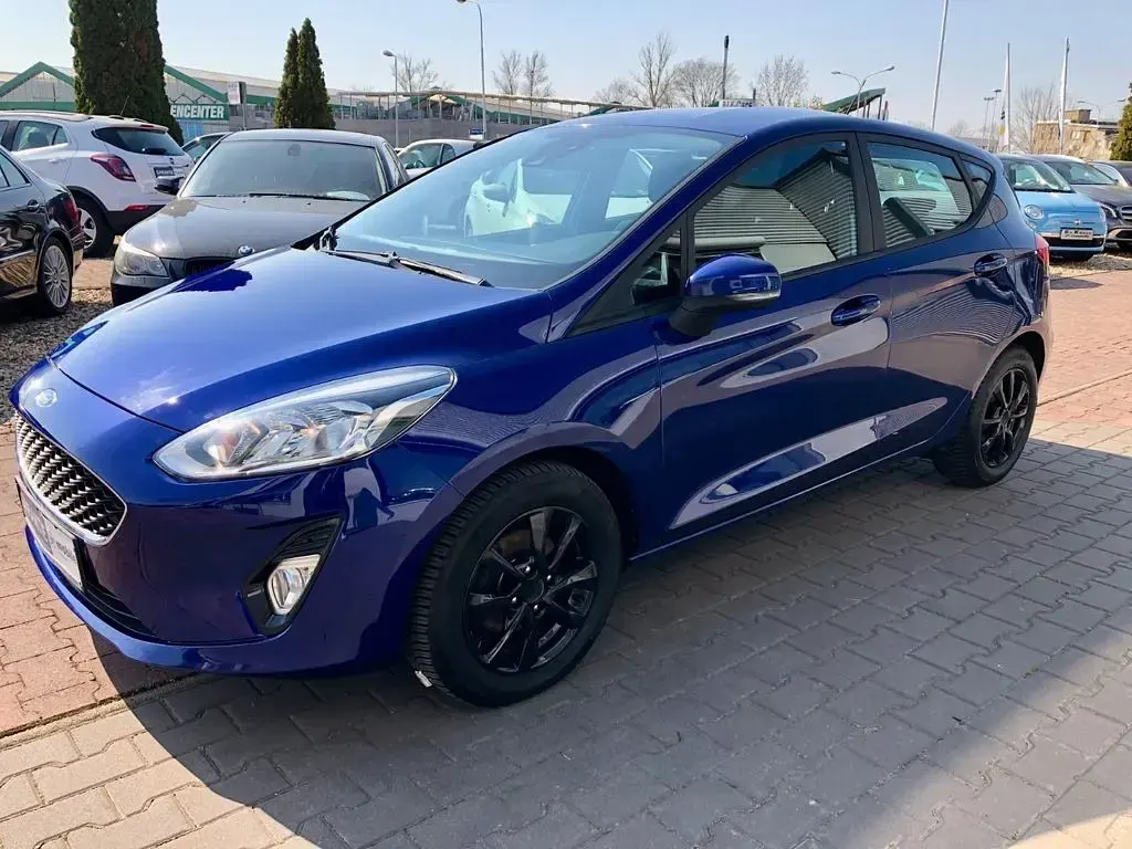 Gebraucht Ford Fiesta Trend 86 PS (63 kW) 2017 Indicblau metallic (metallic) Kleinwagen