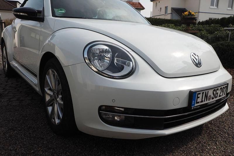 Gebraucht VW Beetle CLUB 105 PS (77 kW) 2016 Weiß Kleinwagen