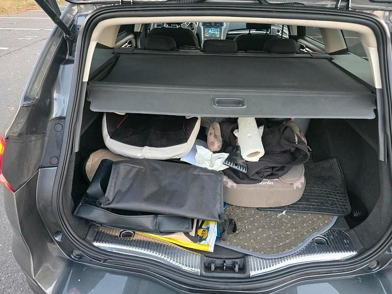 Gebraucht Ford Mondeo 150 PS (110 kW) 2019 Grau Kombi