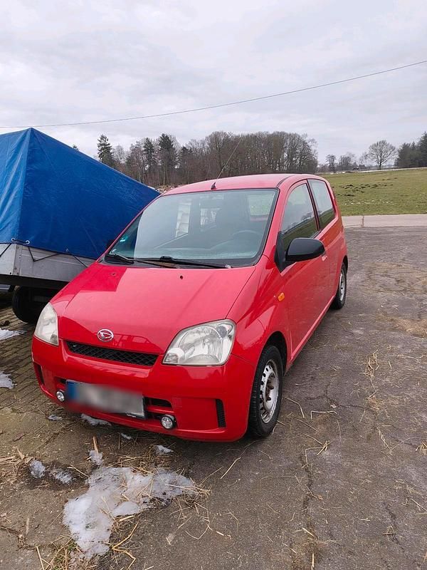 Gebraucht Daihatsu Cuore 50 PS (36 kW) 2005 Rot Kleinwagen