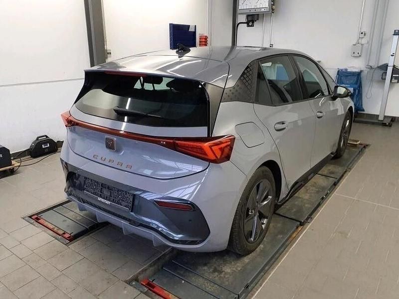 Gebraucht Cupra Born 150 kW (204 PS) 2023 Grau Kleinwagen