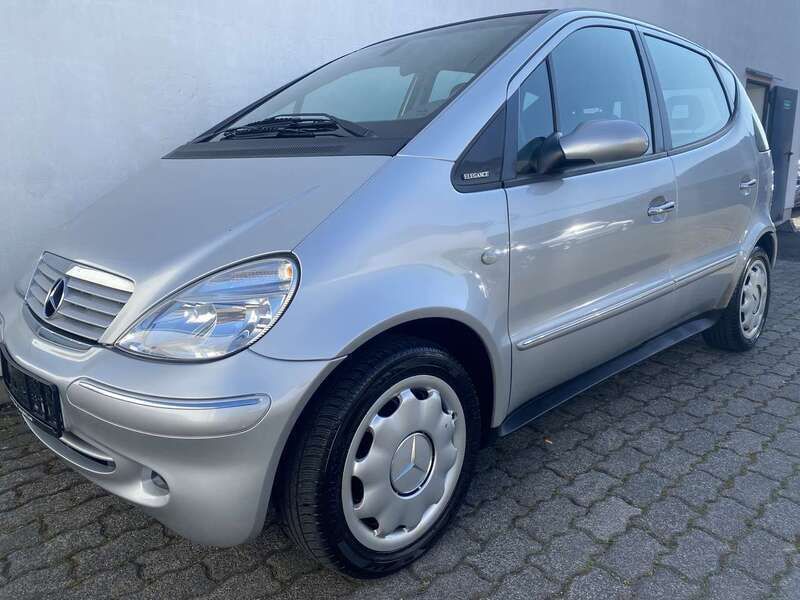 Silber Gebraucht 2001 Mercedes A160 Elegance Limousine | 3.990 € - Bild 1/4