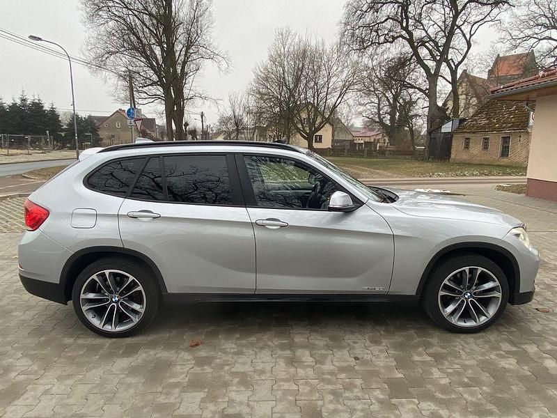Gebraucht BMW X1 Sport Line 184 PS (135 kW) 2012 Silber SUV