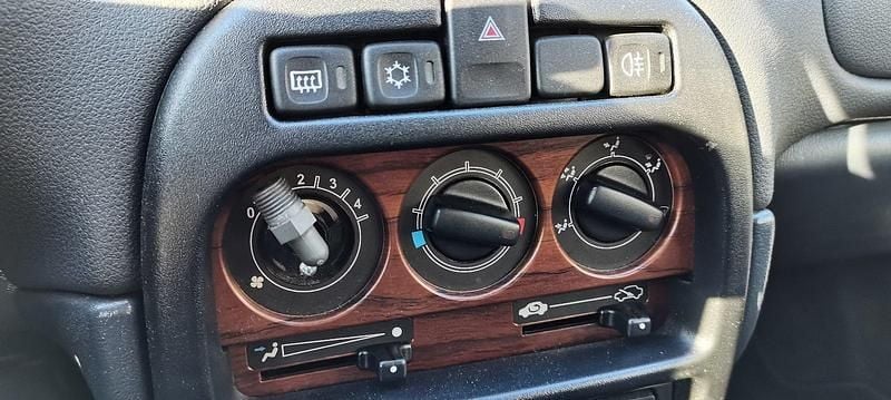 Gebraucht Rover 25 104 PS (76 kW) 2003 Silber Kleinwagen