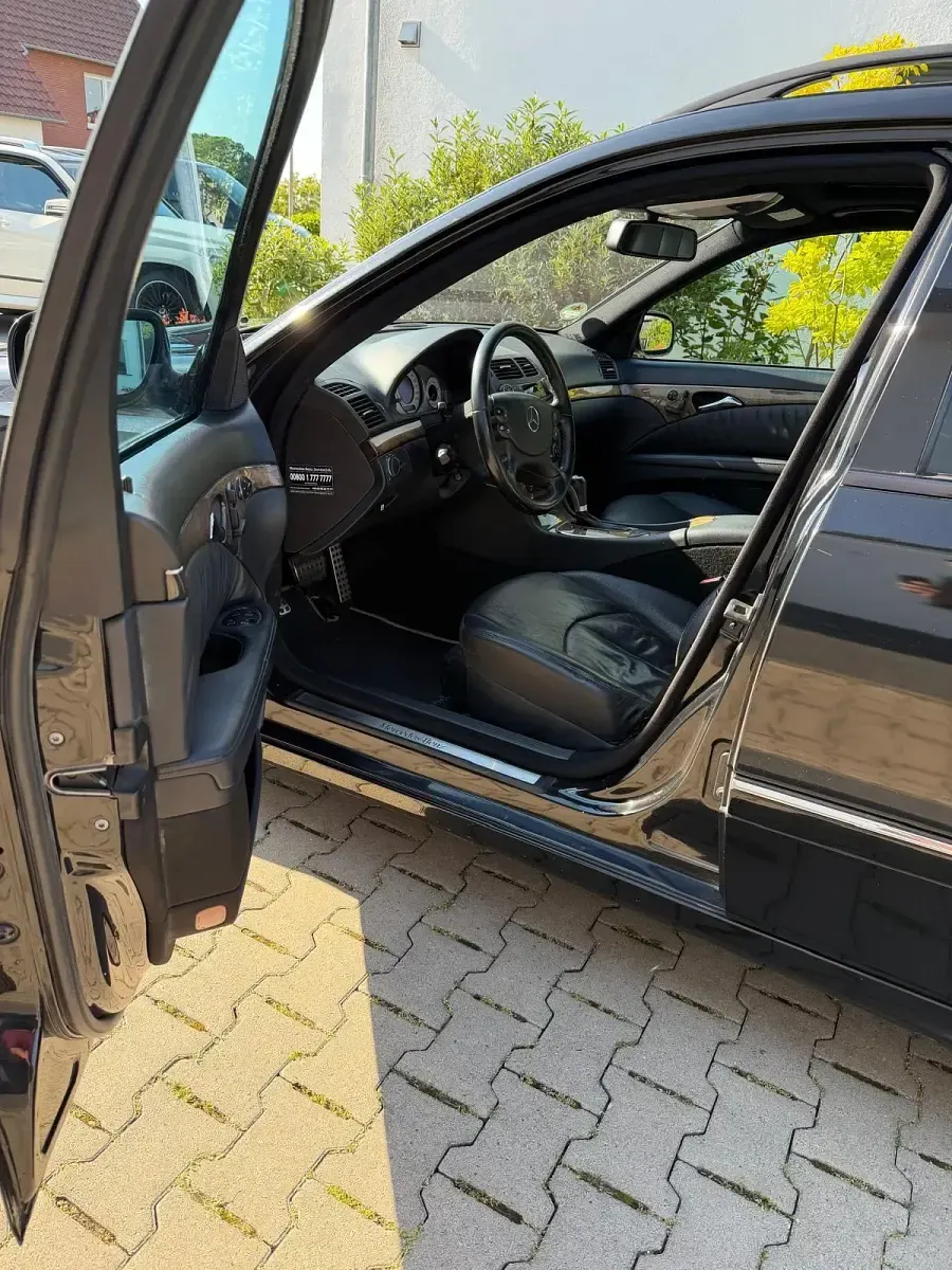 Gebraucht Mercedes E320 Avantgarde 224 PS (164 kW) 2008 Schwarz Kombi