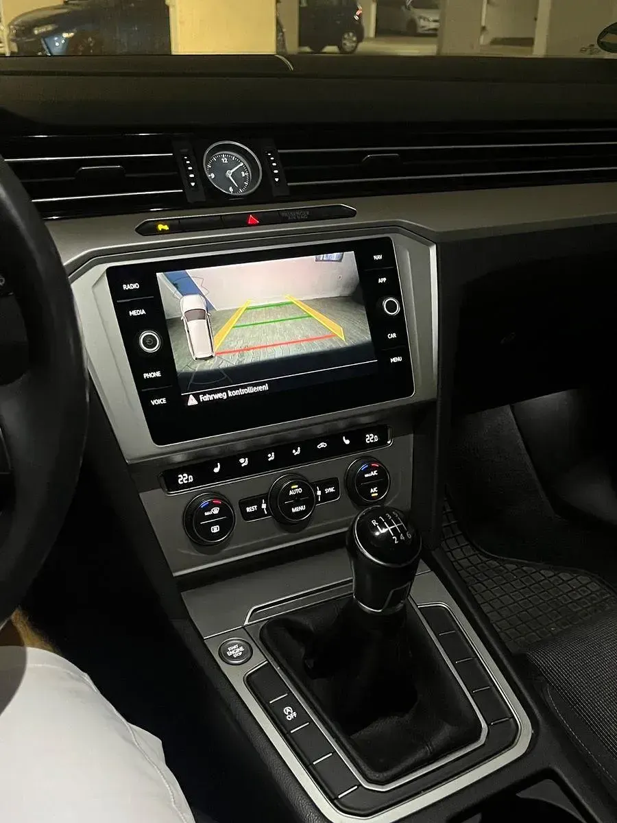 Gebraucht VW Passat 190 PS (139 kW) 2017 Blau Kombi