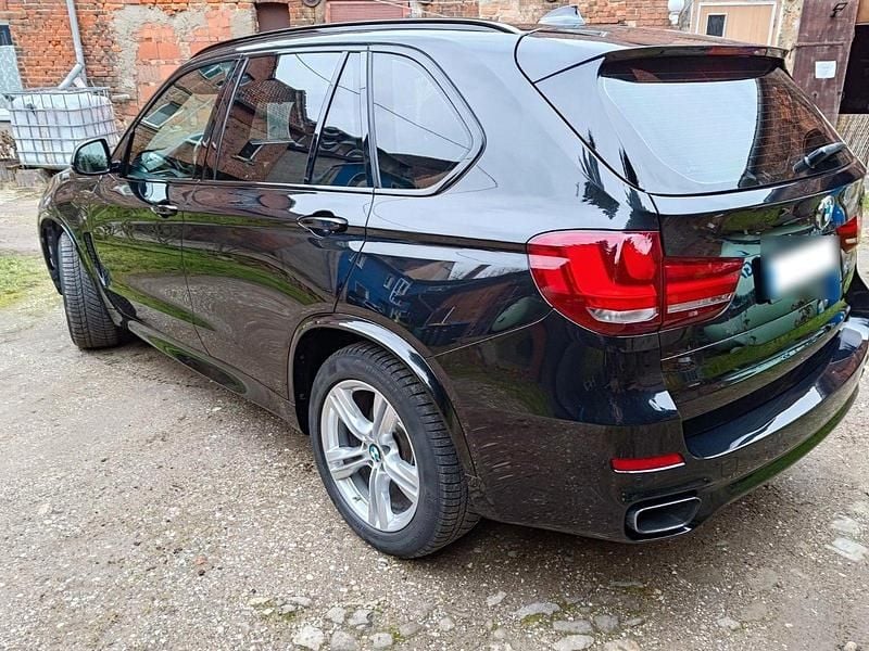 Gebraucht BMW X5 Performance 449 PS (330 kW) 2016 Schwarz SUV