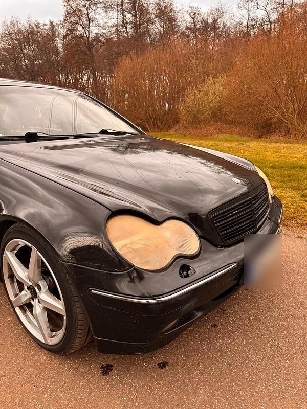 Gebraucht Mercedes C320 218 PS (160 kW) 2005 Schwarz Limousine