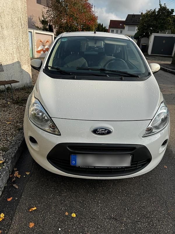 Gebraucht Ford Ka 69 PS (50 kW) 2016 Weiß Kleinwagen
