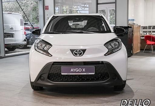 Neu Toyota Aygo X Business Edition 72 PS (52 kW) 2025 Weiß SUV