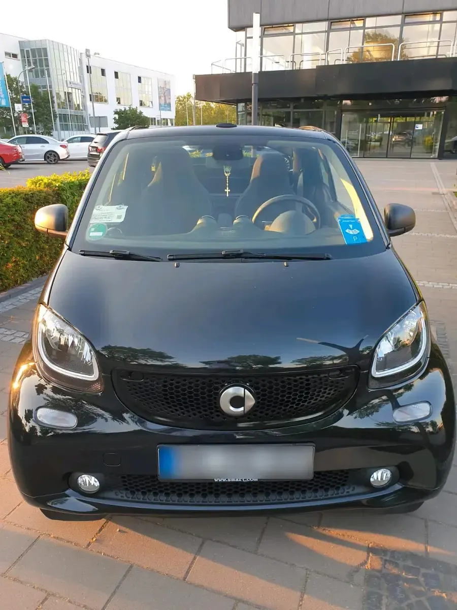 Gebraucht Smart ForTwo Cabrio 71 PS (52 kW) 2017 Schwarz Cabrio