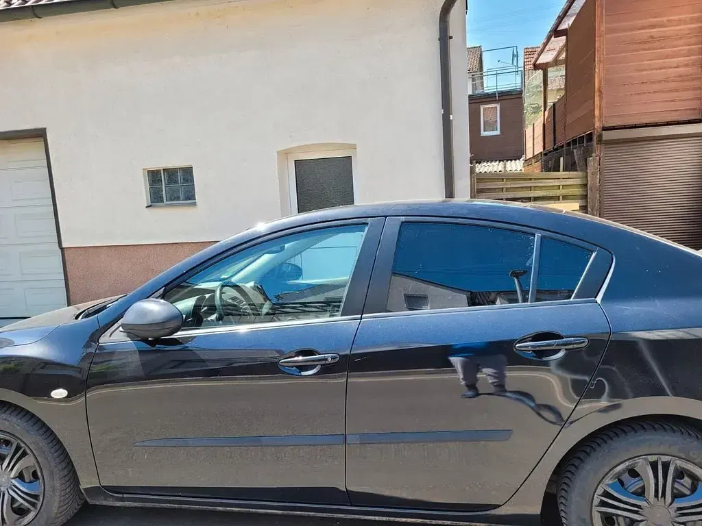 Gebraucht Mazda 3 Exclusive-Line 150 PS (110 kW) 2010 Schwarz Limousine