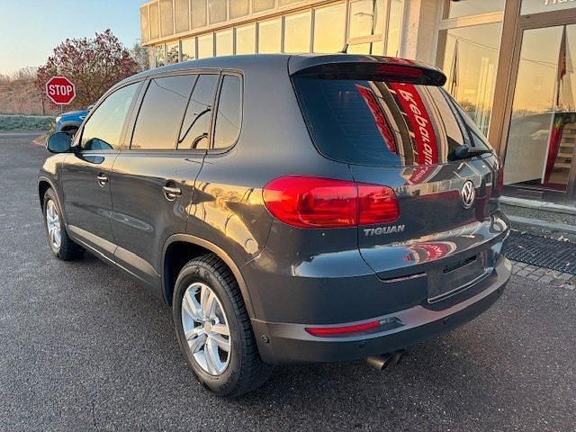 Gebraucht VW Tiguan 123 PS (90 kW) 2013 Grau SUV