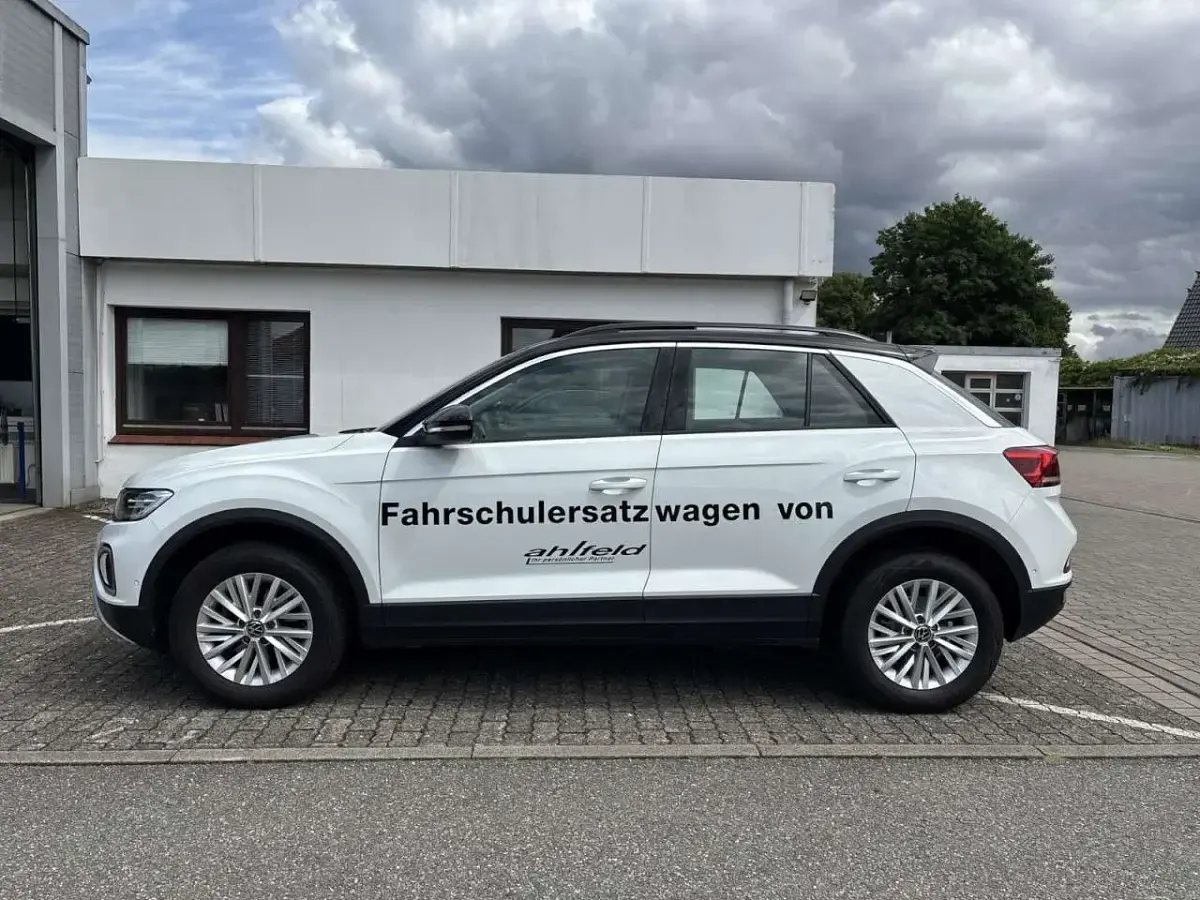 Usata VW T-Roc Life 150 CV (110 kW) 2022 Bianco SUV