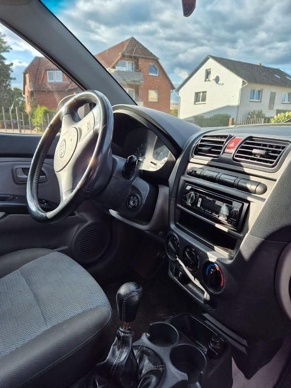 Gebraucht Kia Picanto 48 PS (35 kW) 2007 Silber Kleinwagen