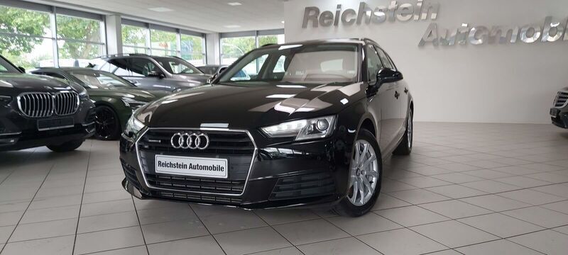 Brillantschwarz Gebraucht 2019 Audi A4 Sport Kombi | 19.680 € (Fairer Preis) - Bild 1/4