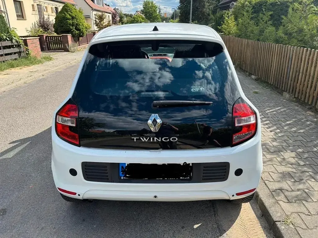Gebraucht Renault Twingo Luxe 90 PS (66 kW) 2014 Weiß Kleinwagen