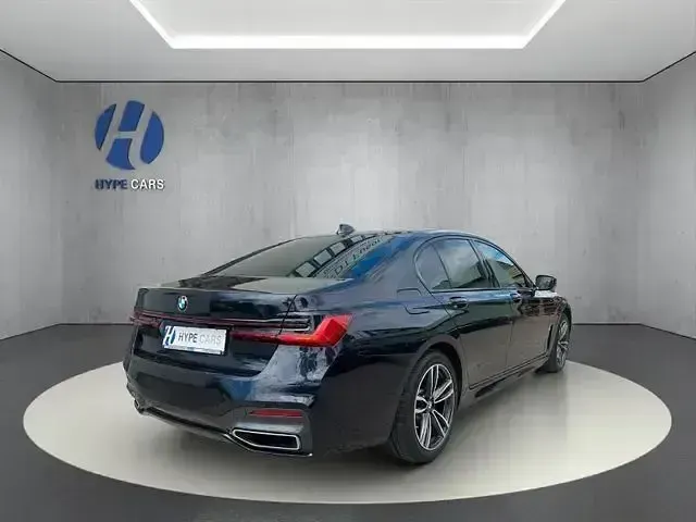 Gebraucht BMW 730 M Sport 286 PS (210 kW) 2020 Carbonschwarz metallic Limousine