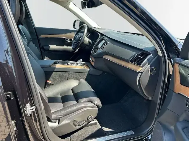 Gebraucht Volvo XC90 Inscription 392 PS (288 kW) 2021 Schwarz SUV