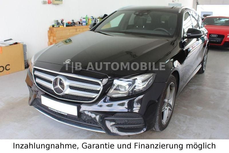 Gebraucht Mercedes E300 AMG 306 PS (225 kW) 2020 Schwarz Limousine
