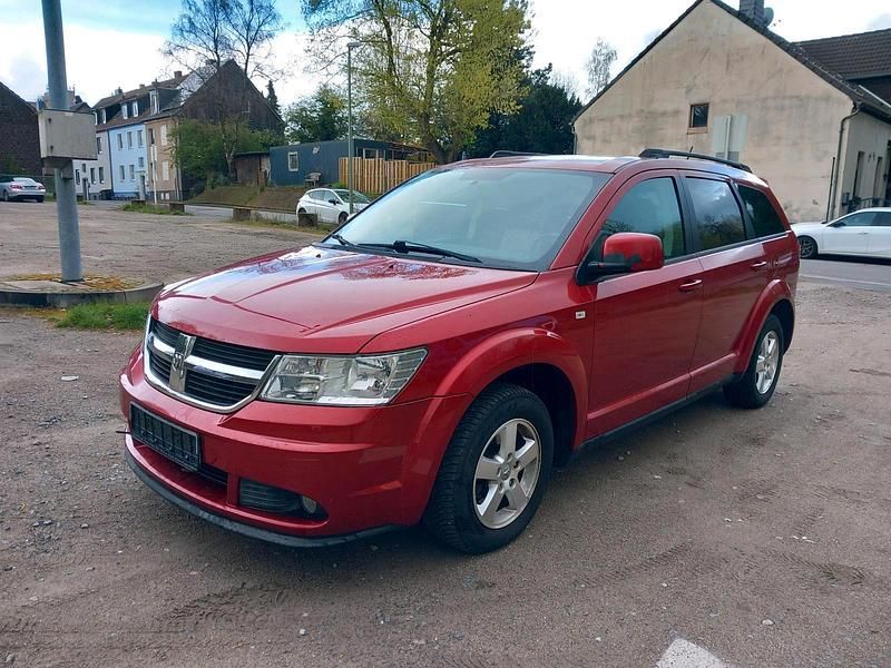 Gebraucht Dodge Journey 170 PS (125 kW) 2008 Rot SUV