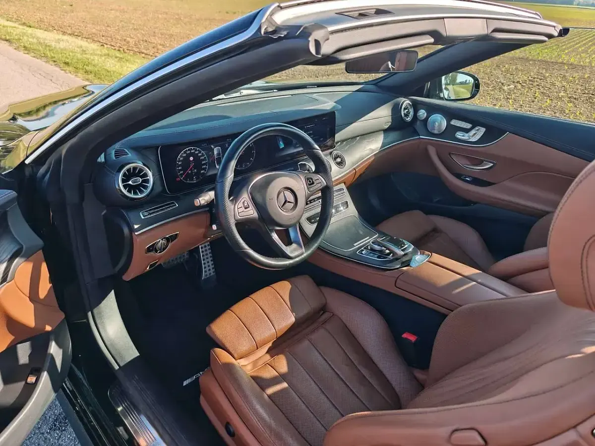 Gebraucht Mercedes E400 AMG line 333 PS (244 kW) 2018 Grün Cabrio
