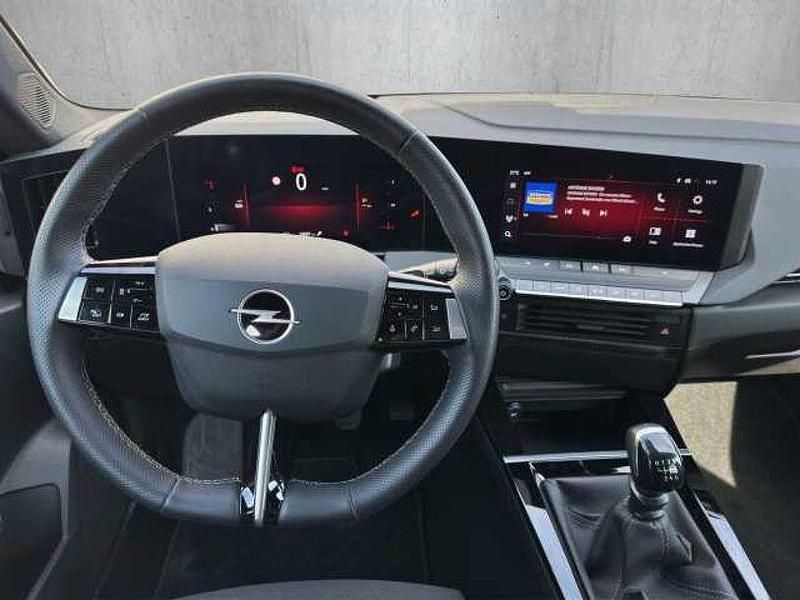 Gebraucht Opel Astra 131 PS (96 kW) 2024 Karbon schwarz (metallic) Kombi