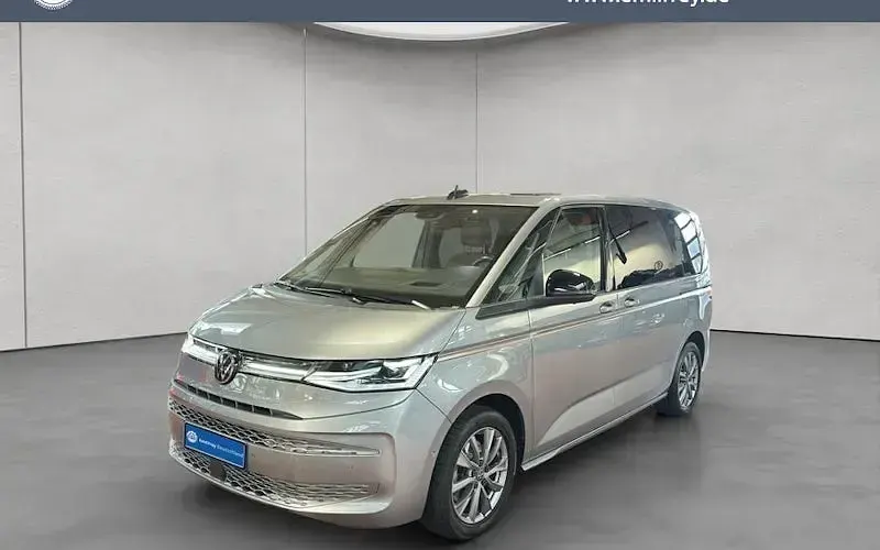 Gebraucht VW Multivan Style 204 PS (150 kW) 2022 Silber Van / Kleinbus