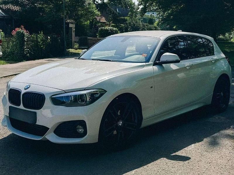 Weiß Gebraucht 2019 BMW 118 M Sport Kleinwagen | 20.000 € (Guter Preis) - Bild 1/4