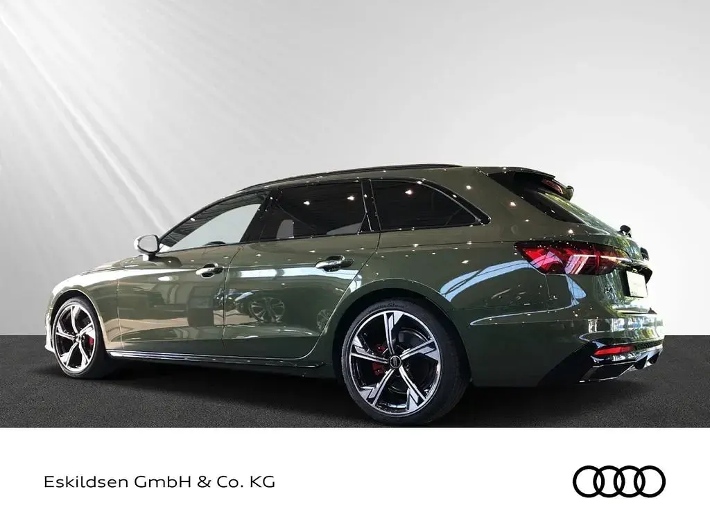 Gebraucht Audi A4 S-Line 204 PS (150 kW) 2024 Distriktgrün metallic Kombi