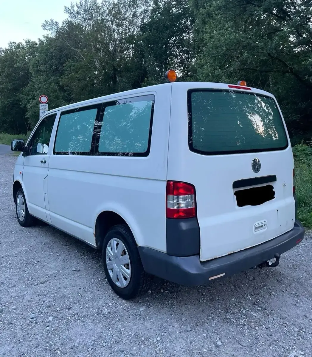 Gebraucht VW T5 85 PS (62 kW) 2005 Weiß Van