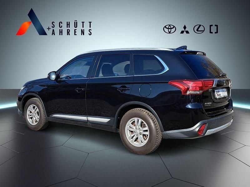 Gebraucht Mitsubishi Outlander Diamant Edition 150 PS (110 kW) 2017 Schwarz SUV